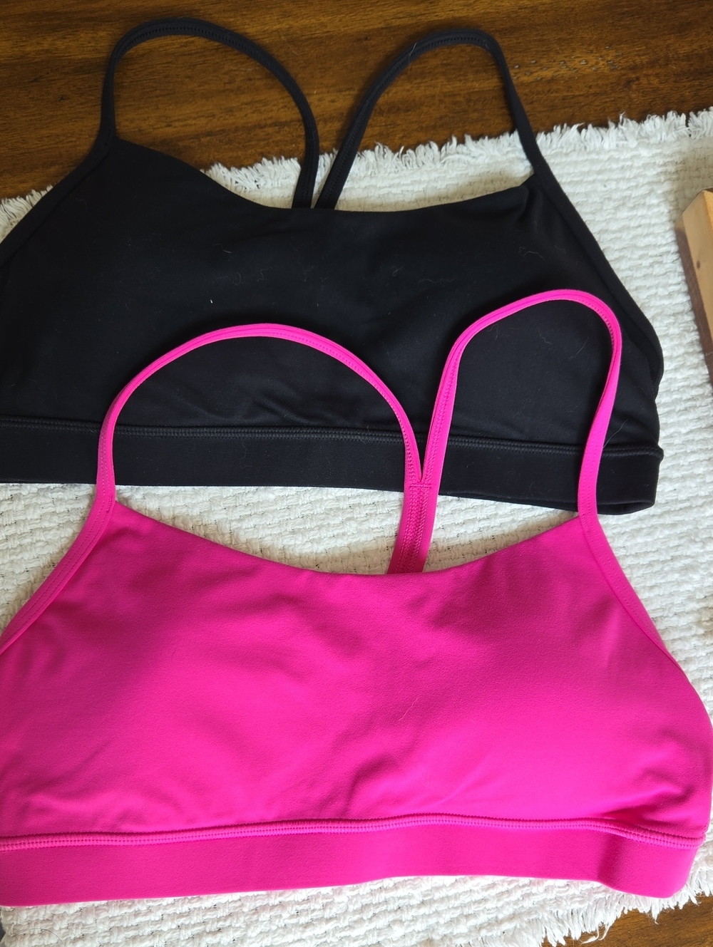 Women's Seamless Bralette - Black & Hot Pink